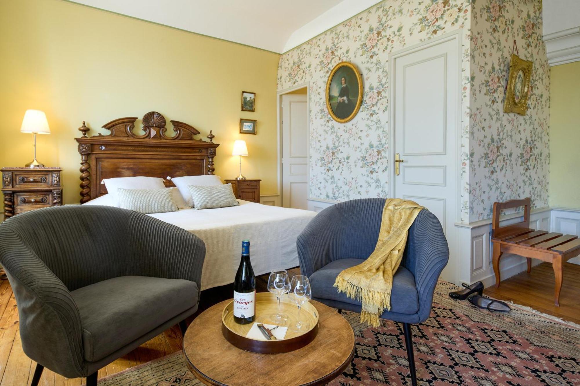 Hotel Diderot Chinon Exterior foto